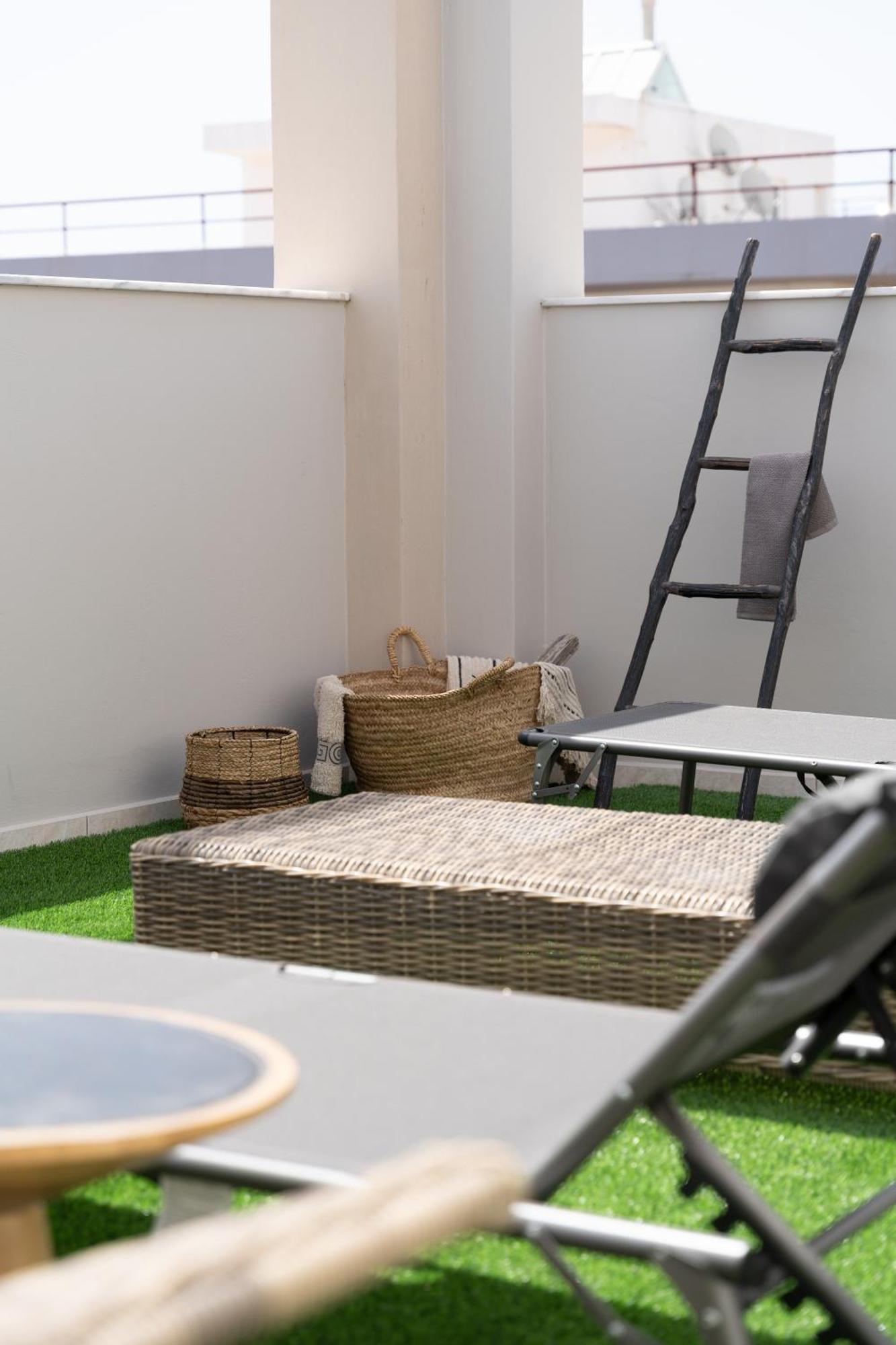 Alpha Urban Suites Rhodes City Extérieur photo